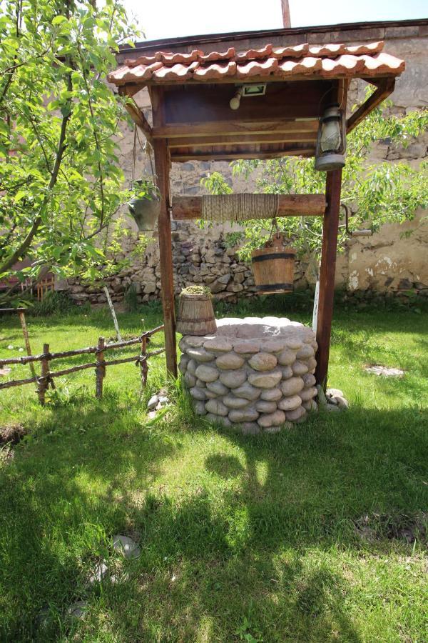 Mardoyan'S Guest House Gavar Dış mekan fotoğraf
